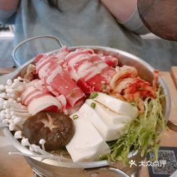 千寿井龙阳广场店的肥牛泡菜锅好不好吃用户评价口味怎么样上海美食肥牛泡菜锅实拍图片大众点评