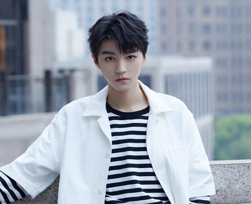 川大毕业生投稿找女友,非法使用王俊凯的照片,p上了自己的头像