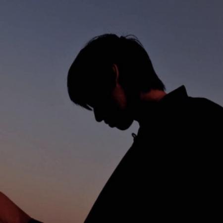 qq伤感男生头像无聊会夺走一切