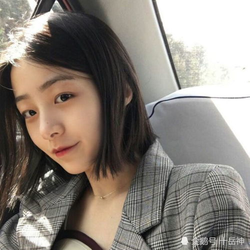 女生默默喜欢你,会下意识有这3个行为,大猪蹄子要珍惜