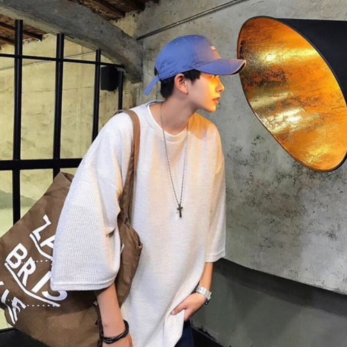 ins真人男生头像我在漆黑的时空里追逐光明