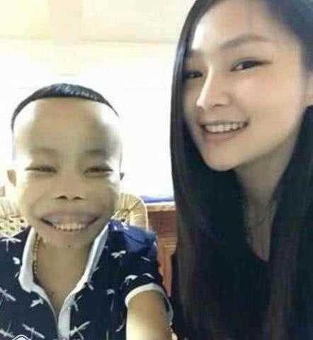 网红陈山被封杀后近况如何散打哥说出状况,让网友唏嘘不已