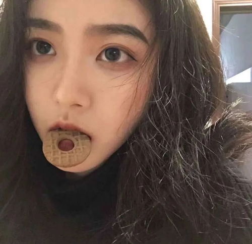 头像我是三无女孩没钱没活动没男友