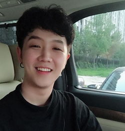 快手一哥的座驾,抖音一哥的座驾,斗鱼一哥座驾,没对比就没伤害