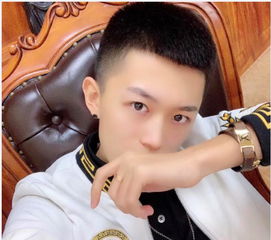 牌牌琦玩网络幕后军师曝光,不是女友竟是她,网友老谋深算