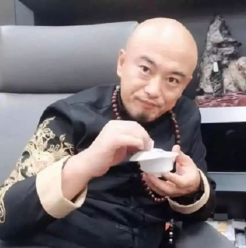 快手大变天辛有志成第一个被打击对象,散打哥丁老五联合打假