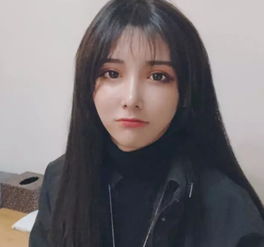 抖音艾比剪短了头发,迎接2019年,网友更美了