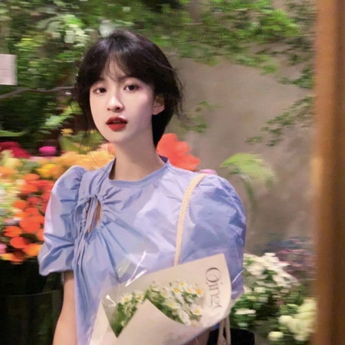 少女与花永不老去