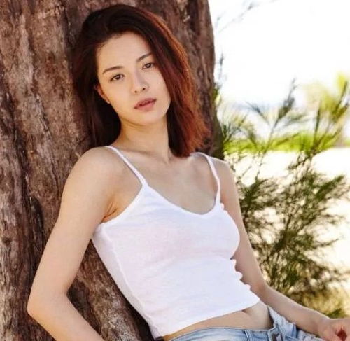 钟楚曦和李现谈过恋爱,分手原因让人唏嘘不已