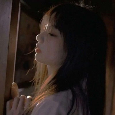 适合长期置顶的空间说说,句句说进心坎里,挑一句发圈吧