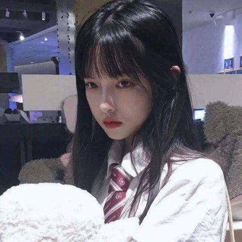 女生头像原来把所有人都推远以后