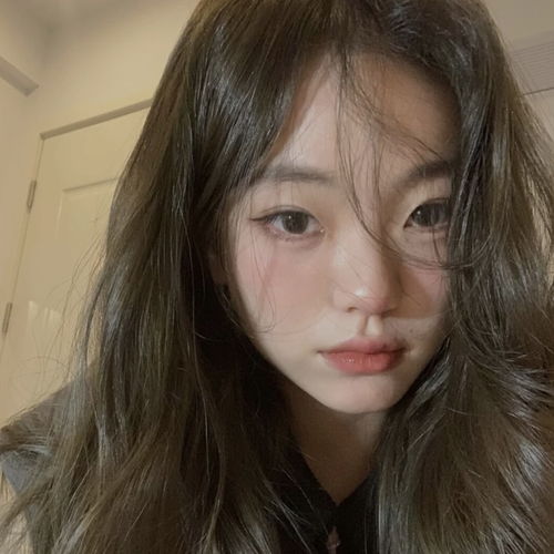 ins高级感女生头像