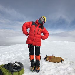 雪线之下无风景,路绳之上皆兄弟北京大学团结峰登山队
