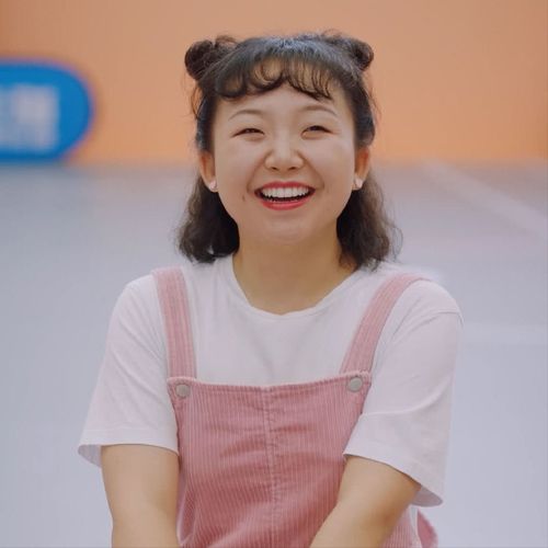 明明都是胖子,凭啥辣目洋子身上的肉,就那么懂事乖巧