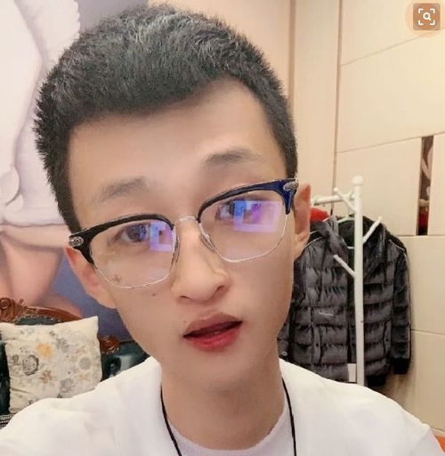 道徒透露天道监y生活过得特别好安若安若溪新欢男友曝光,甜蜜亲吻辛巴赔钱卖货被揭穿,越赔越有钱辛巴现身老家娱乐场所