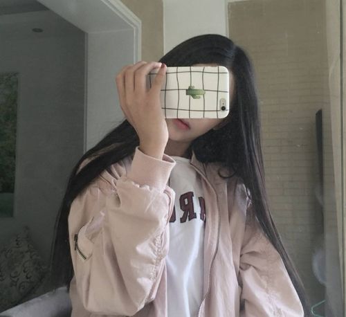 qq头像女生用手机遮脸