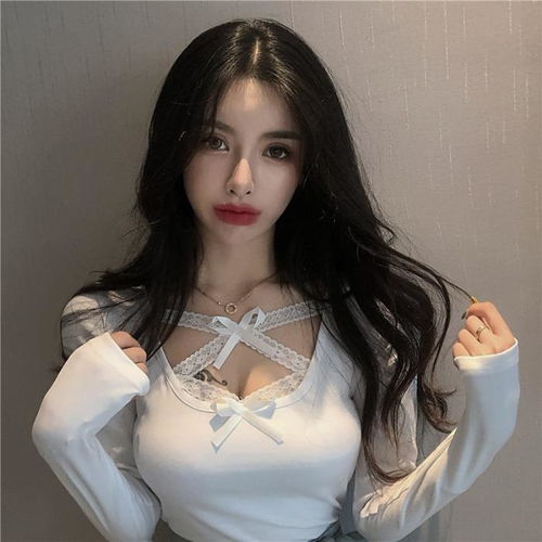 网红抖音同款直播衣服女主播服装上镜性感气质上衣打底衫t恤秋冬