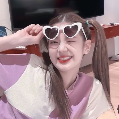 ins恩典森系女头我觉得我好花心你每天的样子我都好喜欢